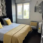 Apartment In Park With Pool